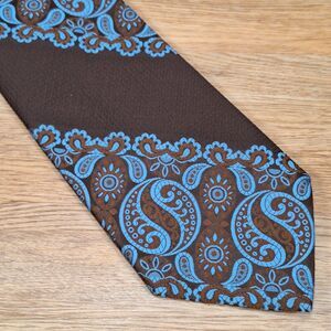 Beau Brummell Gentry Vintage Brown Blue Paisley Tie Necktie Mens 60s 70s Wide